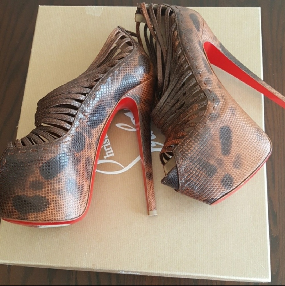 HP🥳Christian Louboutin Zoulou heels - Picture 3 of 8